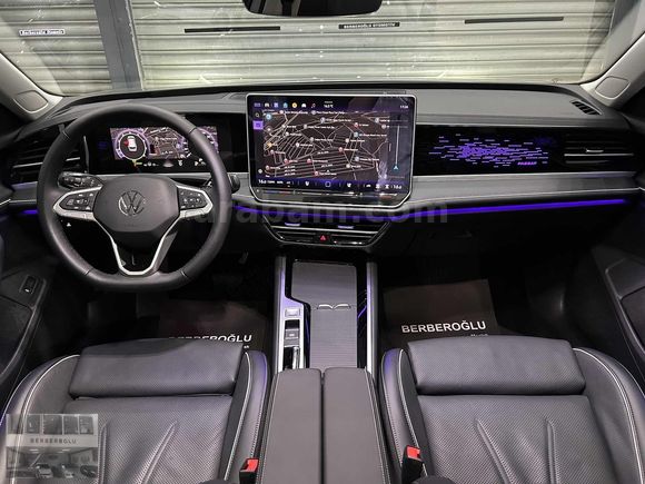 2025 ÇKŞLI VW PASSAT 1.5 E-TSI DSG CAM TAVAN NAVİGASYON HEAD-UP