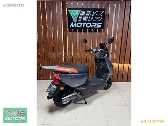ARORA ZR6 ELEKTRİKLİ MOTOSİKLET