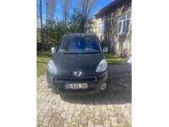 Sahibinden Peugeot Partner 1.6 HDI Alure 2014 Model  Siyah