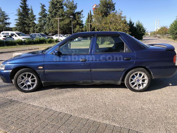 Acil satılık Ford Escort 1.8 Ghia 