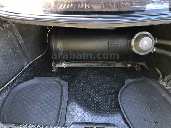 Acil satılık Ford Escort 1.8 Ghia 