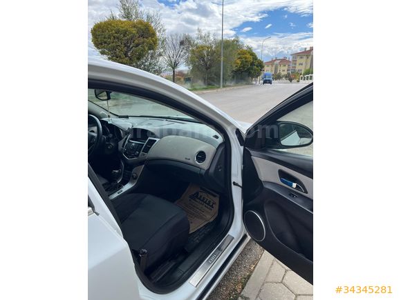Sahibinden Chevrolet Cruze 1.6 LS Plus 2011 Model