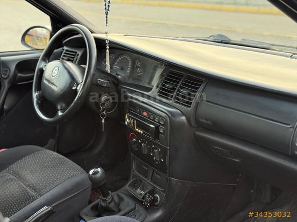 DEĞİŞENSİZ Opel Vectra 2.0 CD 1996