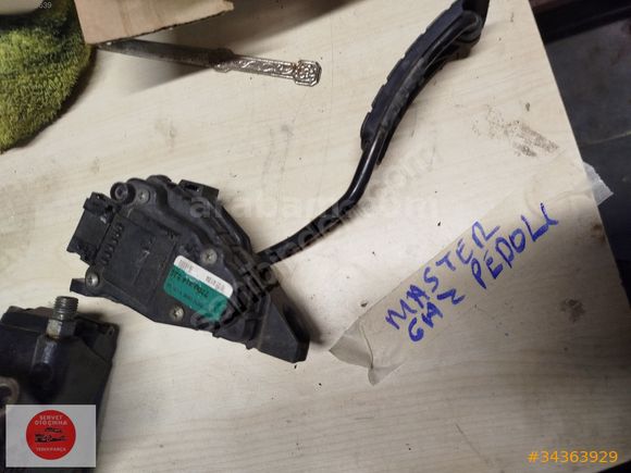 reno master gaz pedalı