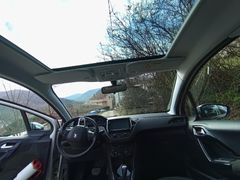 CAM TAVANLI  Peugeot 208 1.2 PureTech Active 2016 Model