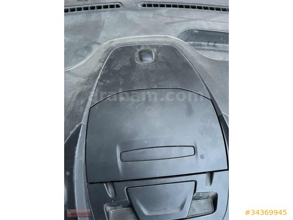 FORD TRANSİT COURİER GÖĞÜS ÜST CEBİ ORİJİNAL ÇIKMA HATASIZ