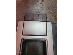 BMW E60 5 SERİSİ KÜLLÜK ORİJİNAL ÇIKMA HATASIZ
