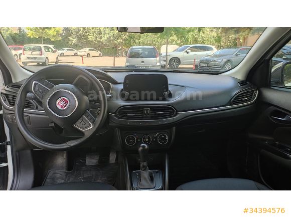 2019 MODEL AİLE ARACI MİRORR 2028 KADAR MUAYNESİ VARDIR