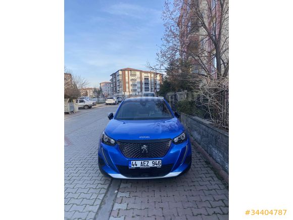 Sahibinden Peugeot 2008 1.2 PureTech Allure 2023 Model 