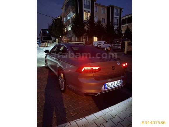 Sahibinden Volkswagen Passat 1.5 TSi Business Evlat gibi bakıldı  