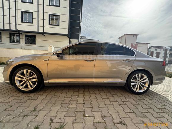 Sahibinden Volkswagen Passat 1.5 TSi Business Evlat gibi bakıldı  
