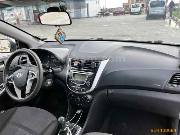 ACİLL SATILIK
Sahibinden Hyundai Accent Blue 1.6 CRDI Mode Plus 2013 Model 