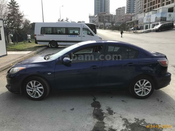 Sahibinden Mazda 3 1.6 Impressive 2012 Model  247.500 km Lacivert