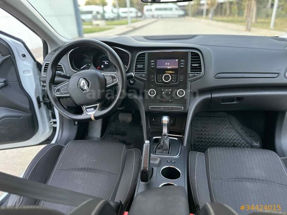 Sahibinden Renault Megane 1.5 Blue DCI Touch 2020 Model 