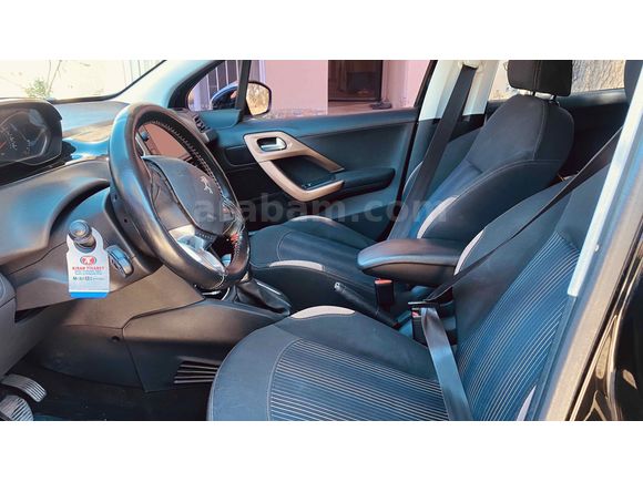 Sahibinden Peugeot 208 1.4 HDi Active 2013 Model 