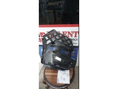 Volkswagen Caravelle ön tampon sağ braketi