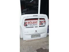 Peugeot Rifter bagaj kapağı