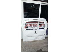 Peugeot Partner Bagaj kapağı