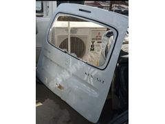 Renault Kangoo bagaj kapağı