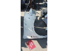 Nissan Qashqai sağ ön çamurluk
