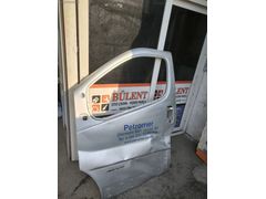 Renault Trafic sol ön kapı orijinal çıkma