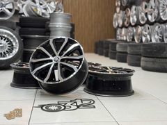 ORIGINAL SKODA VRS 17 İNÇ 5x112 HATASIZ Seri No : 5E0071496 JX2