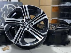 17 İNÇ 5x112 VOLKSWAGEN R LINE HATASIZ KIRIK KAYNAK VS YOKTUR