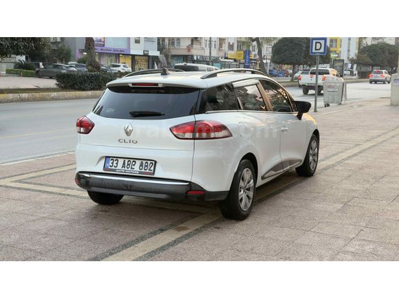 2016 Model Renault Clio 1.2 Sport Tourer Joy