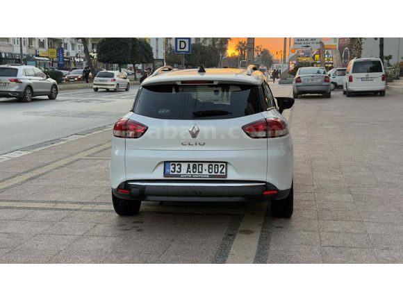 2016 Model Renault Clio 1.2 Sport Tourer Joy