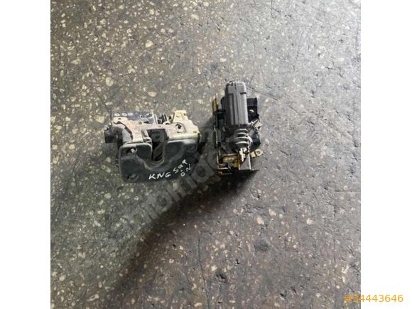 Renault Kangoo sağ sol ön kapı kilidi çıkma orijinal