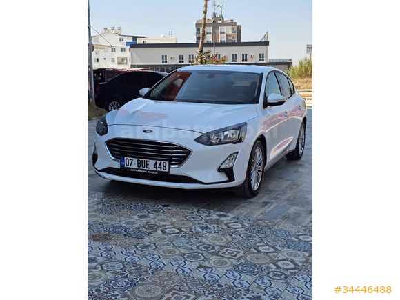 Sahibinden Ford Focus 1.5 TDCi Titanium 2020 Model İzmir 139.210 km Beyaz