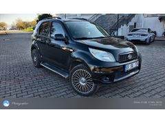 Sahibinden Daihatsu Terios 1.5prime 2010 Model  80.000 km Siyah
