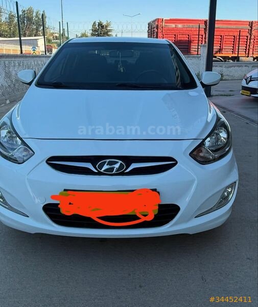 Sahibinden Hyundai Accent Blue 1.4 CVVT Mode Plus 2012 Model Samsun 190.000 km Beyaz