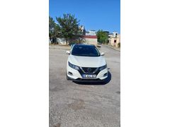 Sahibinden Nissan Qashqai 1.3 DIG-T Sky Pack Plus 2021 Model