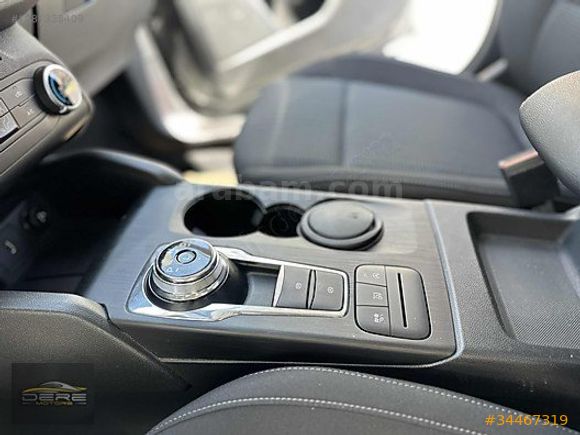 DERE MOTORS'DAN 2020 MODEL FOCUS 120 Hp 8 İLERİ JOİSTİK VİTES