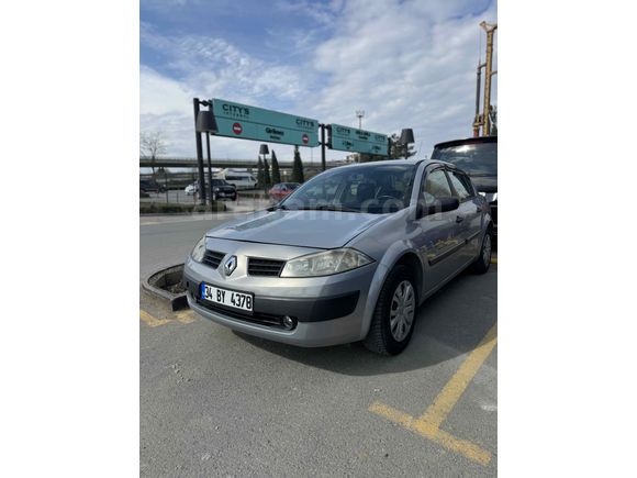 Sahibinden Renault Megane 1.5 dCi sıfır motor sıfırmotor Authentique 2005 Model  PAZARLIK YOKTUR !!