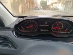 Sahibinden Peugeot 208 1.2 VTi Active 2012 Model