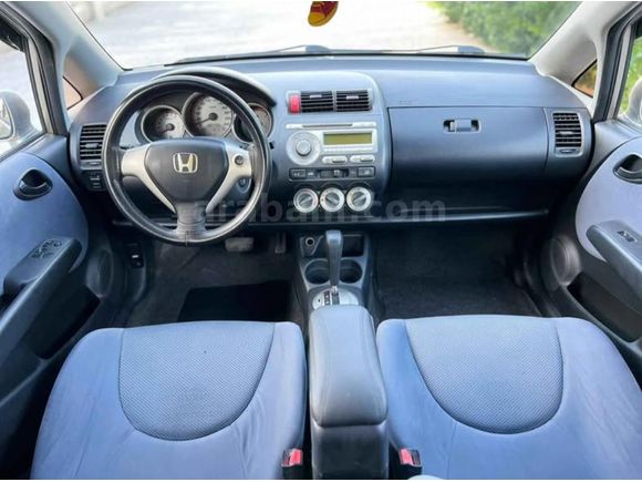 Titiz Kullanıcıdan Jazz Otomatik