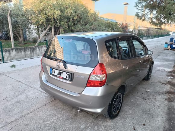 Titiz Kullanıcıdan Jazz Otomatik