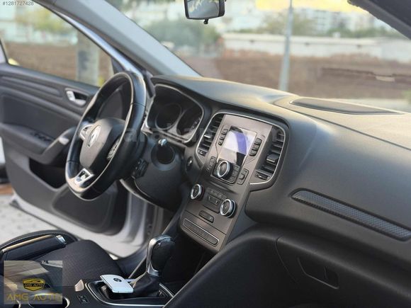 //2019 MEGANE 1.5 DCİ EDC TOUCH PLUS HATASIZA YAKIN//