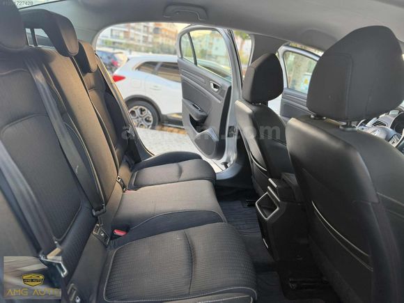 //2019 MEGANE 1.5 DCİ EDC TOUCH PLUS HATASIZA YAKIN//