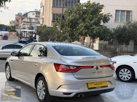 //2019 MEGANE 1.5 DCİ EDC TOUCH PLUS HATASIZA YAKIN//