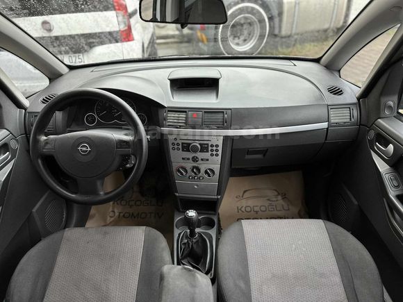 2005 MODEL 288.000 KM' DE BAKIMLI OPEL MERİVA 1.3 DTI