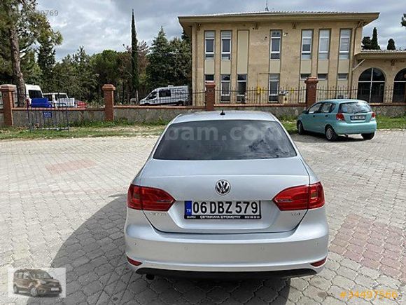 2012 MODEL WOSVAGEN JETTA DSG