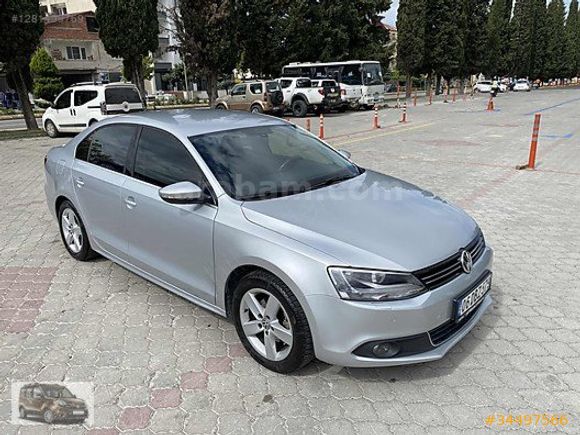 2012 MODEL WOSVAGEN JETTA DSG