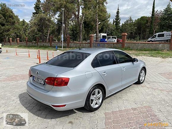 2012 MODEL WOSVAGEN JETTA DSG