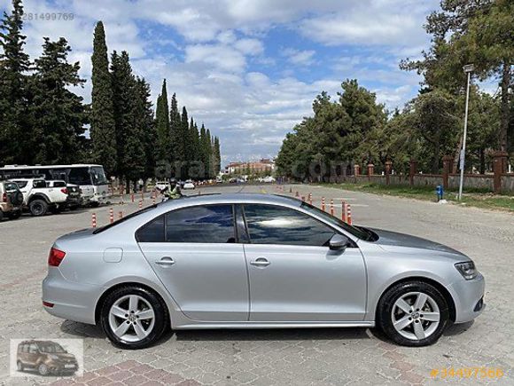 2012 MODEL WOSVAGEN JETTA DSG