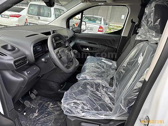 0 KM 130HP KLİMALI STAR STOP HAYALET EKRAN