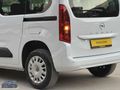PERDECİ EROL'DAN 2025 OPEL 1.5 ESSENTİAL OTOMATİK 6 BİN KM ORJ