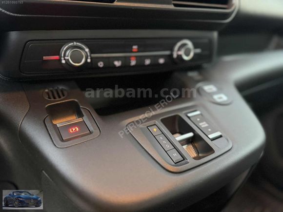 PERDECİ EROL'DAN 2025 OPEL 1.5 ESSENTİAL OTOMATİK 6 BİN KM ORJ